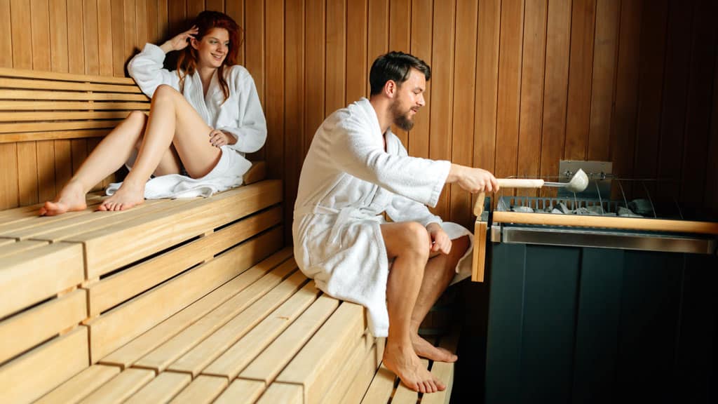 Pärchen in der Sauna